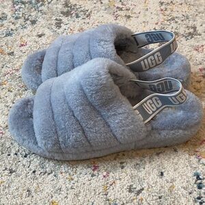 UGG | Fluff yeah slippers in ash fog color